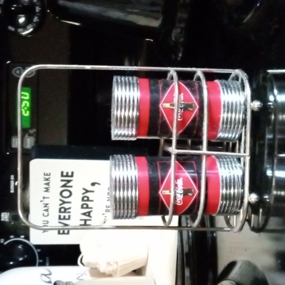 1988 Coca-Cola salt and pepper shakers with the original wire rack ❤️